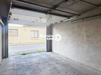 Location garage box et parking 1 pièce