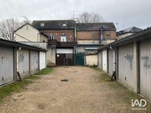 Location Garage box et parking 14 m&sup2;Louviers
