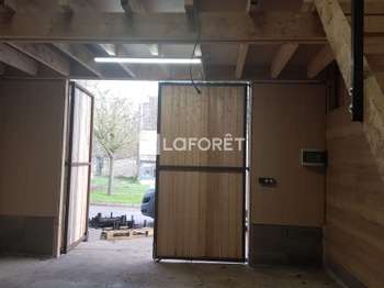 Location garage box et parking 1 pièce