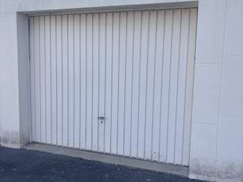 Location garage box et parking Location garage box et parking