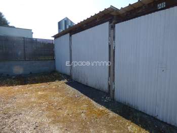 Location Garage box et parking 20 m&sup2;Montville