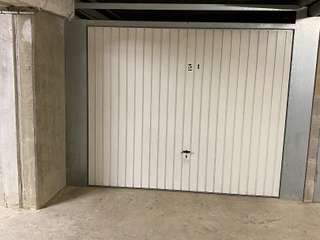 Location garage box et parking 2 pièces
