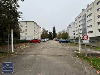 Location garage box et parking
