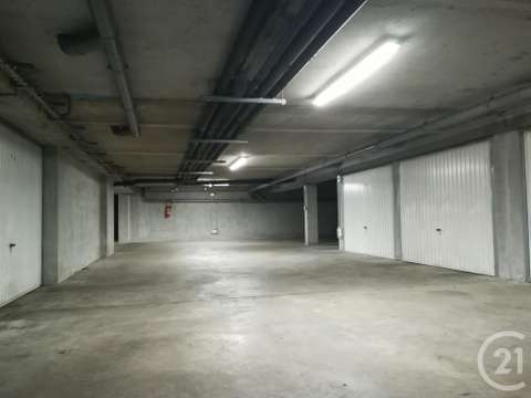 Location garage box et parking