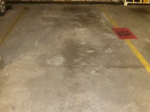 Location garage box et parking 3 pièces