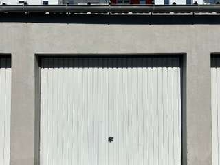 Location garage box et parking 1 pièce
