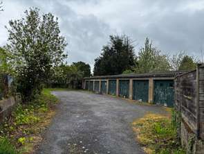 Location Garage box et parking 15 m&sup2;Nantes