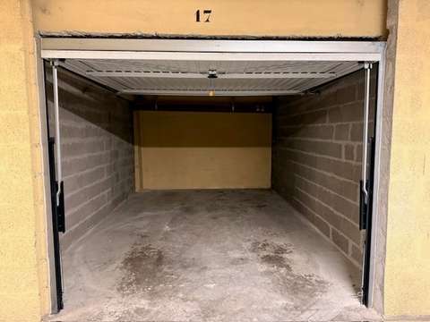 Location garage box et parking Location garage box et parking