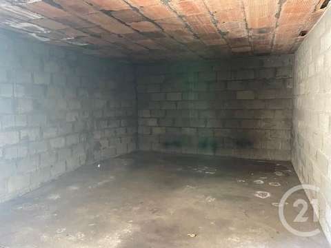 Location garage box et parking Location garage box et parking