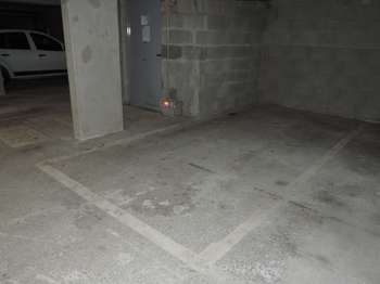 Location Garage box et parking 12 m&sup2;Nantes Bottière - Chénaie