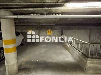 Location garage box et parking