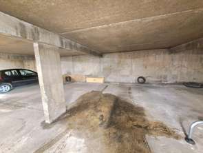 Location Garage box et parking 1 pièceNantes Centre Ville