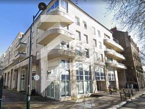 Location Garage box et parking 12 m&sup2;Nantes Centre Ville