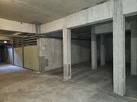 Location garage box et parking 1 pièce