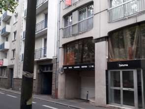 Location Garage box et parking 12 m&sup2;Nantes Centre Ville