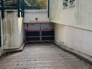 Location Garage box et parkingNantes Centre Ville