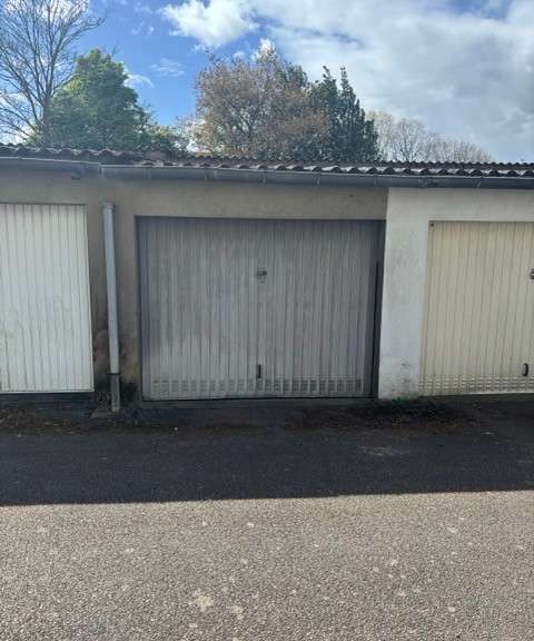 Location garage box et parking