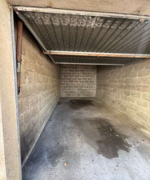 Location garage box et parking