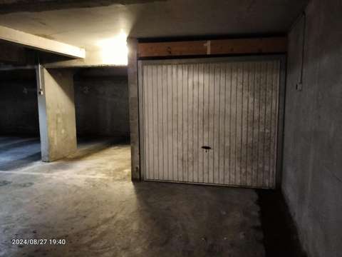 Location garage box et parking