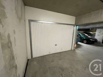 Location Garage box et parking 15 m&sup2;Nantes Île de Nantes