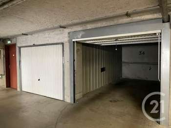 Location Garage box et parking 15 m&sup2;Nantes Île de Nantes