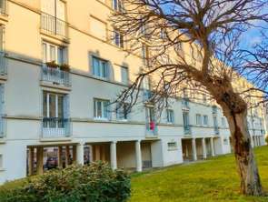 Location Garage box et parking 12 m&sup2;Nantes Pont Du Cens - Petit Port