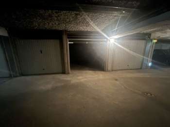 Location garage box et parking Location garage box et parking