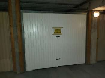Location Garage box et parking 13 m&sup2;Nantes Rond-Point de Paris - Blanche de Castille