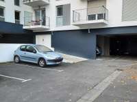 Location garage box et parking 1 pièce