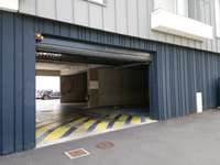 Location garage box et parking 1 pièce Location garage box et parking 1 pièce