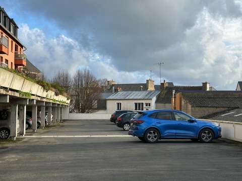 Location garage box et parking