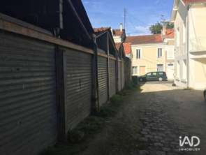 Location Garage box et parking 15 m&sup2;Périgueux