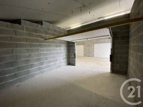 Location garage box et parking Location garage box et parking