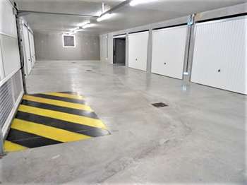 Location Garage box et parking 17 m&sup2;Ploemeur