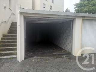 Location garage box et parking Location garage box et parking