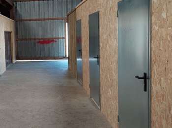 Location Garage box et parking 18 m&sup2;Pontorson