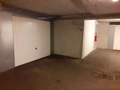 Location garage box et parking Location garage box et parking