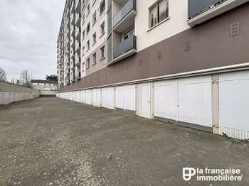 Location garage box et parking