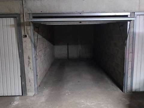 Location garage box et parking Location garage box et parking