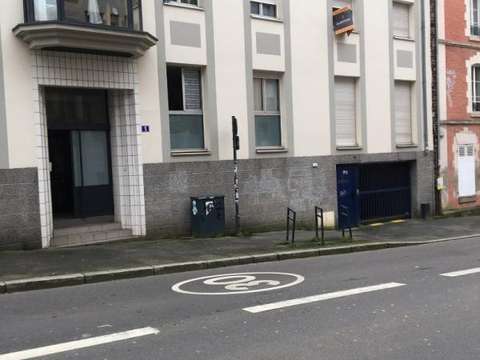 Location garage box et parking Rennes Bourg L'evêque 35