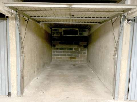 Location garage box et parking
