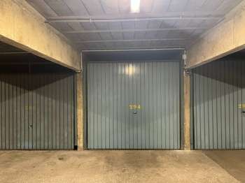 Location garage box et parking