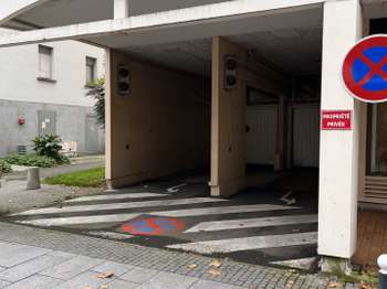 Location garage box et parking