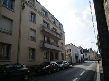 Location Garage box et parking 12 m&sup2;Rennes Fougères