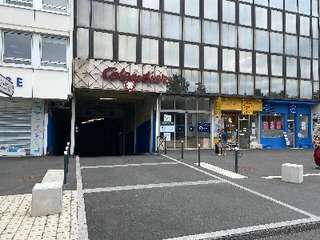 Location garage box et parking 1 pièce