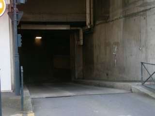 Location garage box et parking 1 pièce
