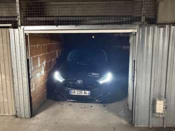 Location garage box et parking Location garage box et parking