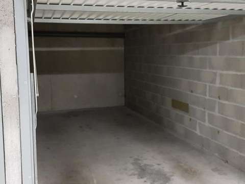 Location garage box et parking