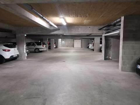 Location garage box et parking