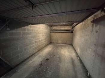 Location garage box et parking Location garage box et parking